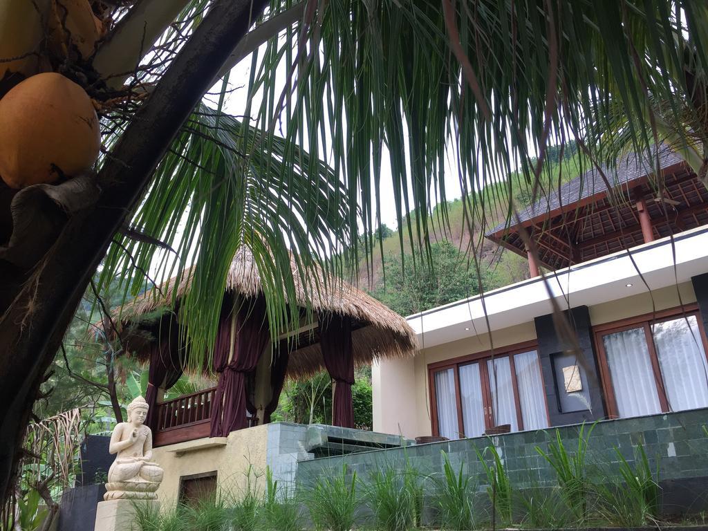 Nipah Villas Senggigi Exterior foto