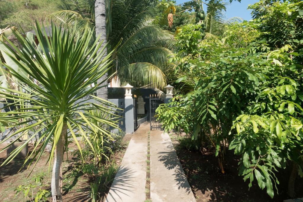 Nipah Villas Senggigi Exterior foto