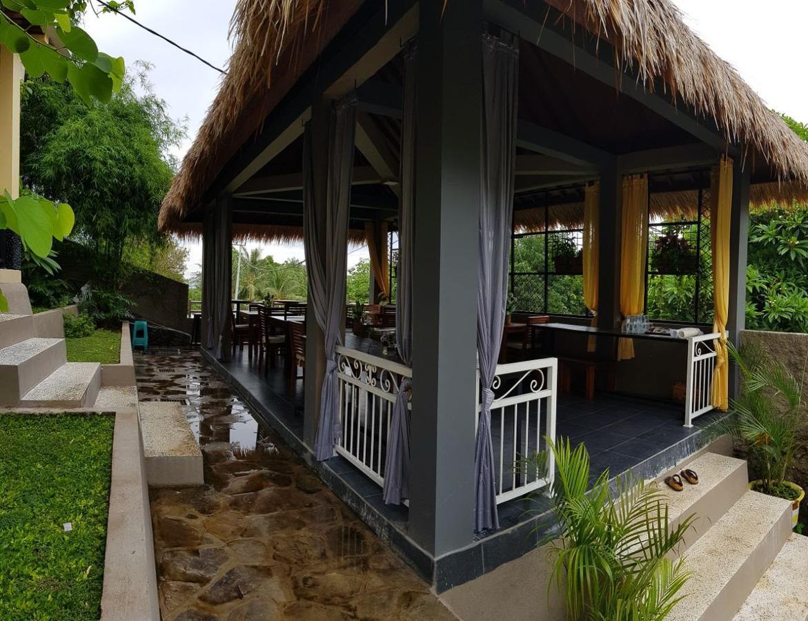 Nipah Villas Senggigi Exterior foto